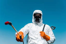 Best Lawn Pest Control  in Naples Manor, FL